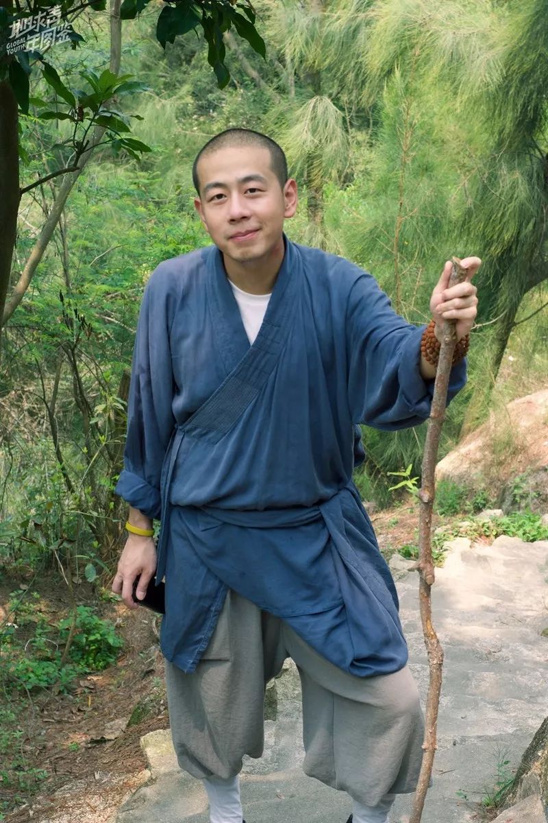 互联网时代的僧人vlogger拍下最真实的和尚生活
