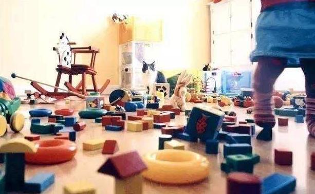 宝妈晒出孩子玩具房，引家长们共鸣：每天收拾玩具收到心累