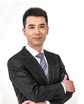 央视最帅国脸郭志坚与妻子恩爱无绯闻天才儿子12岁就出书