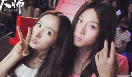 杨幂和邓超曾经是剧组夫妻微博之夜邓超的小举动力破了传闻