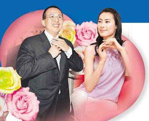分手9年,梁洛施李泽楷同框:有钱有3个儿子的她,还需要豪门吗?