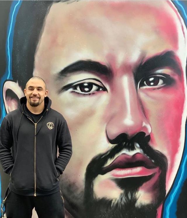ufc,为幼女捐骨髓,白大拿盛赞父爱无敌|大拿|惠特克|金腰带_新浪新闻