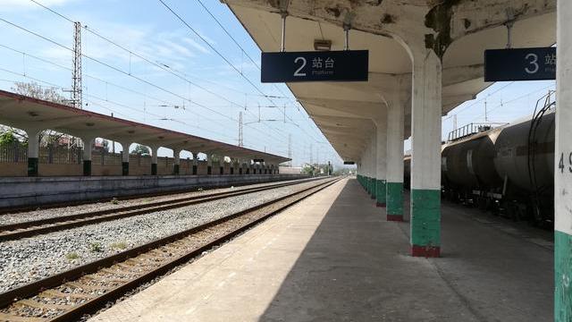 湖北省所有县市级车站中规模最大的火车站——当阳站