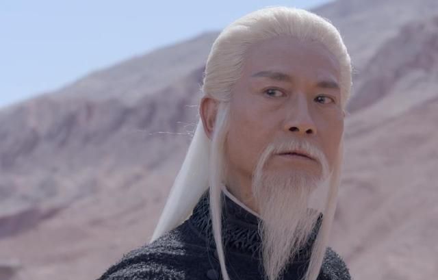 将夜2昊天吃五境之上的修士夫子败给了昊天被她吃了么