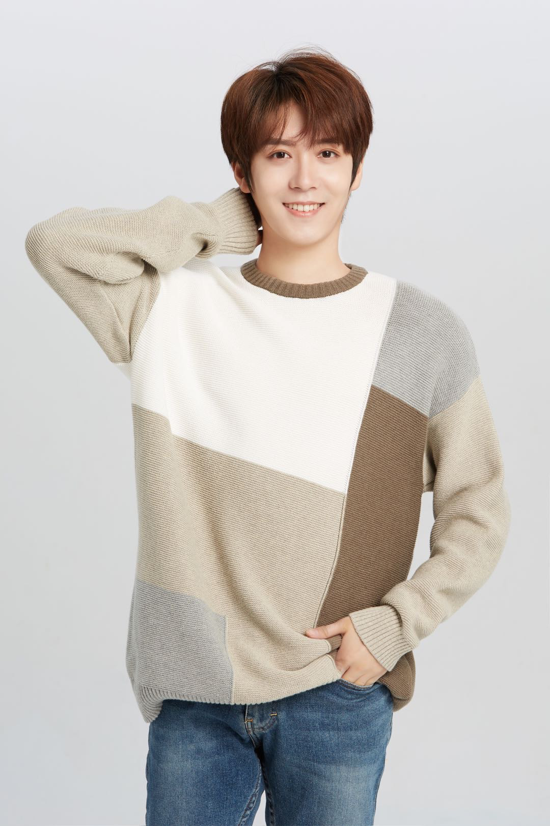 孔舒航解锁新代言 这个新年承包你的甜蜜