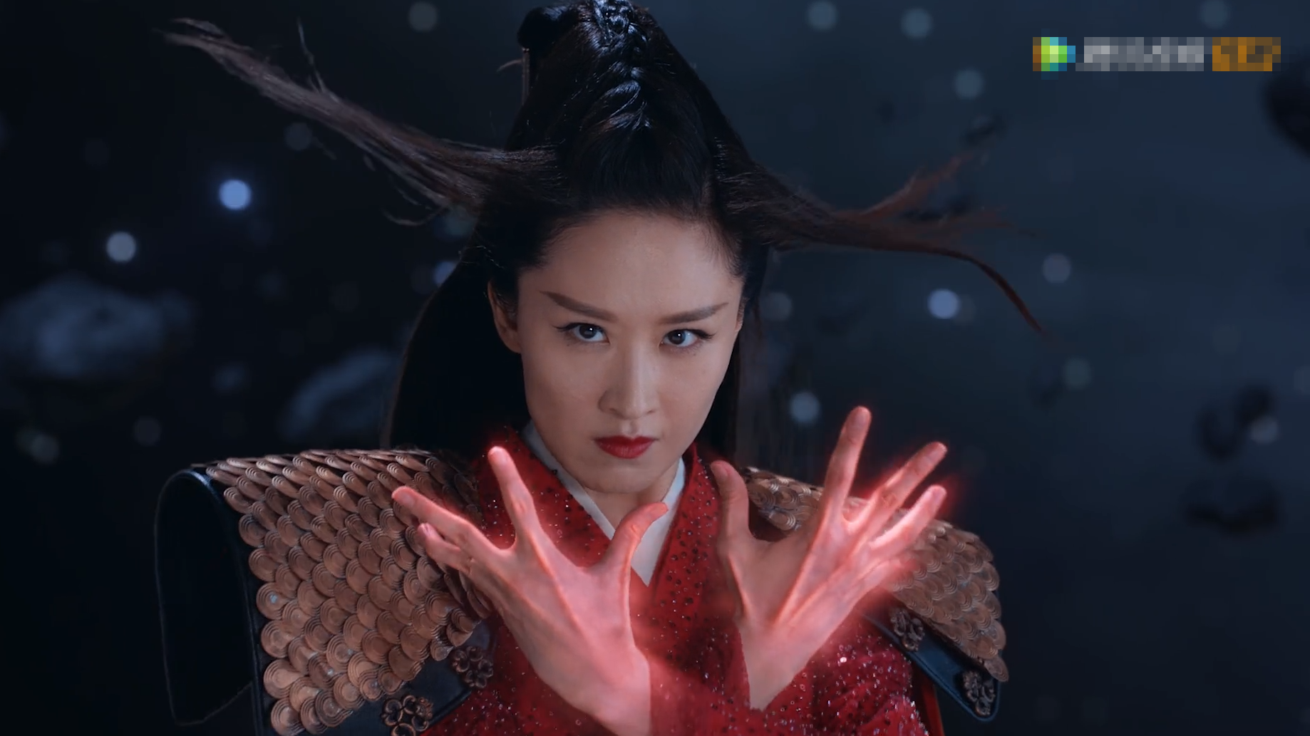 魔尊扮演者让人眼熟?二度与迪丽热巴合作,《克拉恋人》就有她了