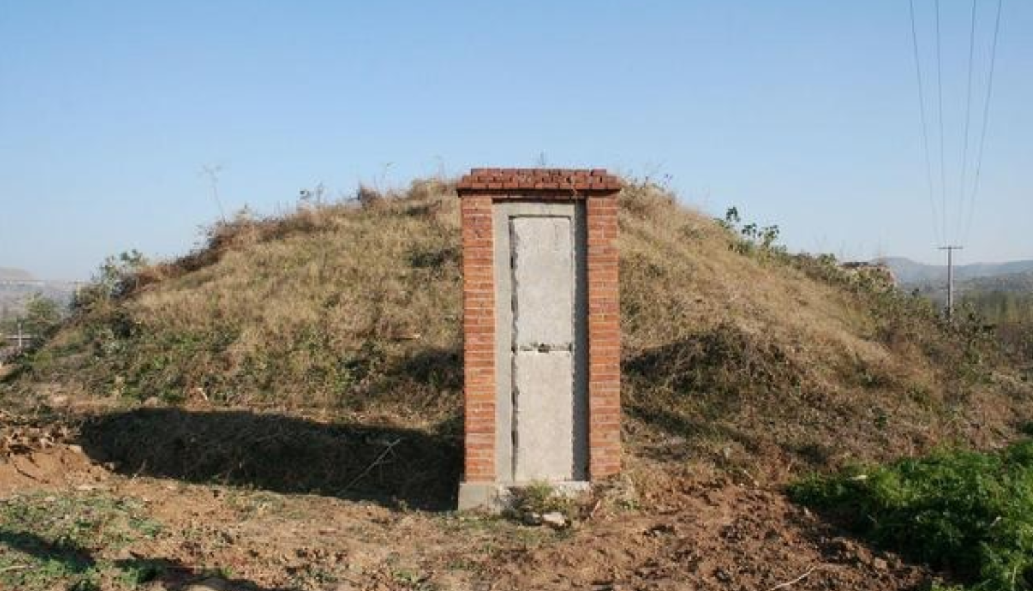 西楚霸王项羽墓地,生前辉煌无比,死后坟冢如此凄凉