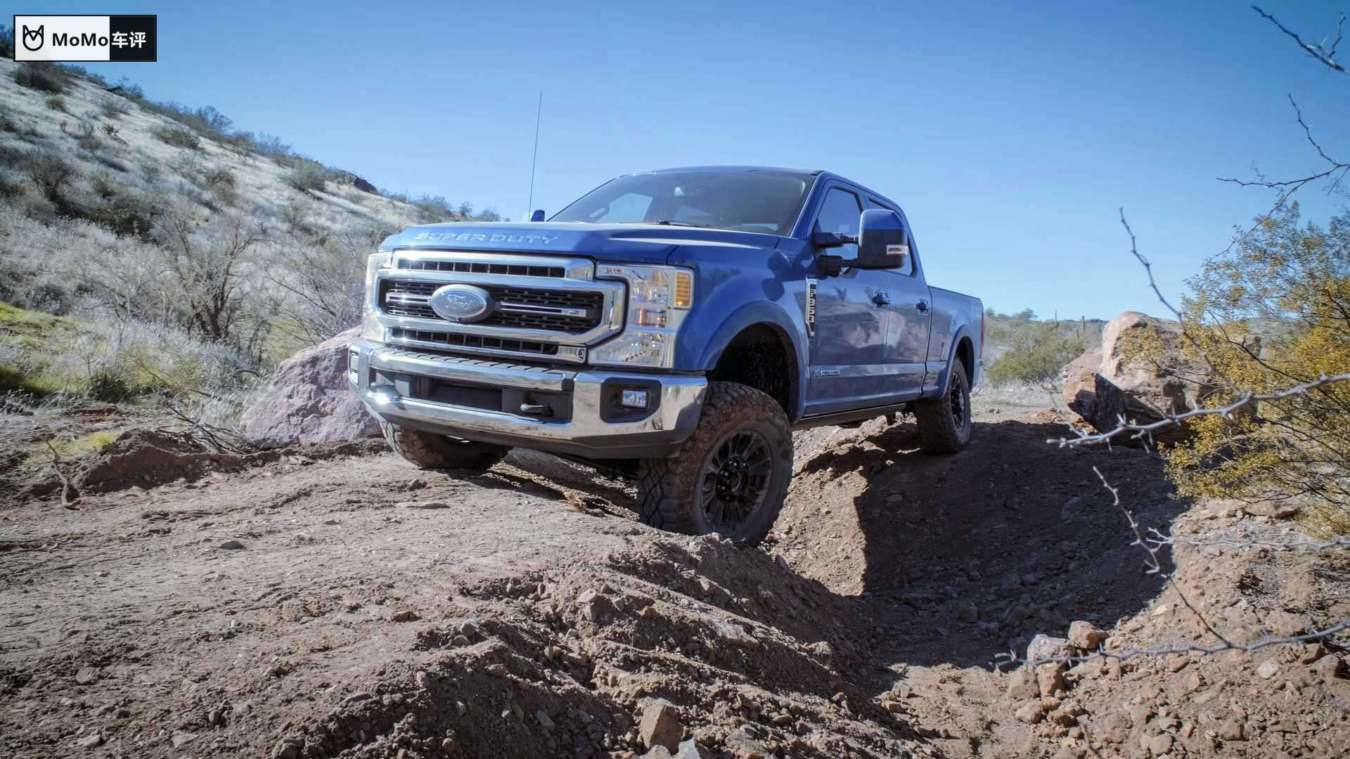 排量比货车还大福特的硬派越野皮卡73lv810at气吞山河
