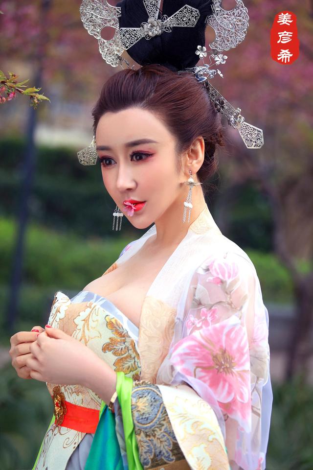 演员姜彦希《十里桃花》系列