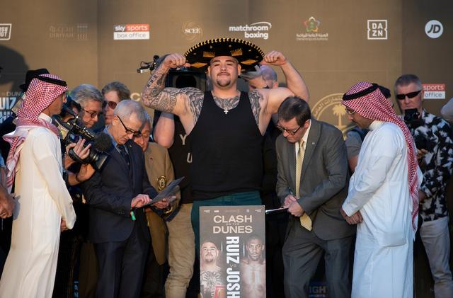 体重最大拳王公开道歉:我大吃大喝三个月状态全无,要复仇约书亚