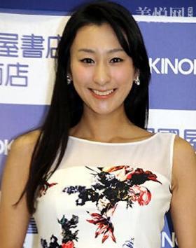 她是浅田真央的姐姐 花滑天赋不输妹妹 拥有不输卡