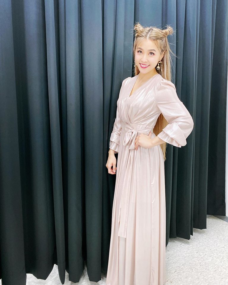 小娴哽咽谈何守正:他是重要的人