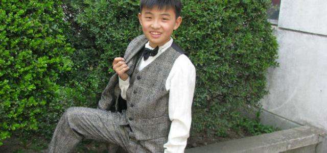 星际精灵蓝多多的蔡小豆亮相了和千玺合作拍戏帅到认不出