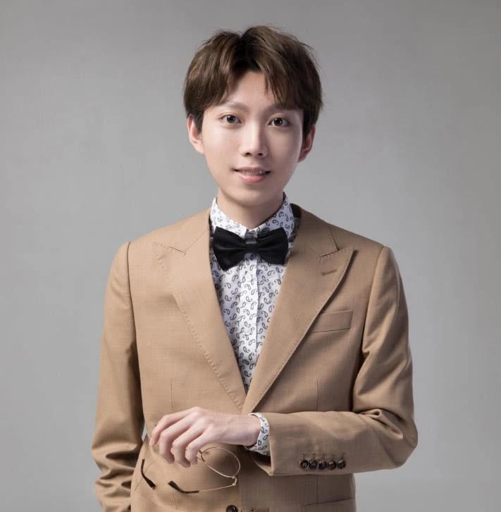 正能量!孤影,大锤哥,寒冰捐赠36000个口罩,这才是优质主播