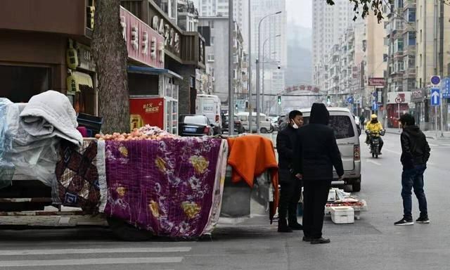 全体市民自我隔离,从海量图片看空城大连现世,了不起的大连人