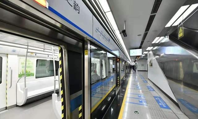 全体市民自我隔离,从海量图片看空城大连现世,了不起的大连人