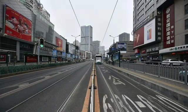 全体市民自我隔离,从海量图片看空城大连现世,了不起的大连人