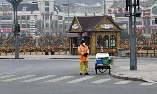 全体市民自我隔离,从海量图片看空城大连现世,了不起的大连人