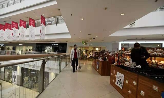 全体市民自我隔离,从海量图片看空城大连现世,了不起的大连人