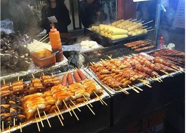 那些年父母被"明令禁止"的小吃,关东煮上榜,全吃的被称熊孩子