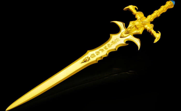 首先看看"鸣鸿刀".