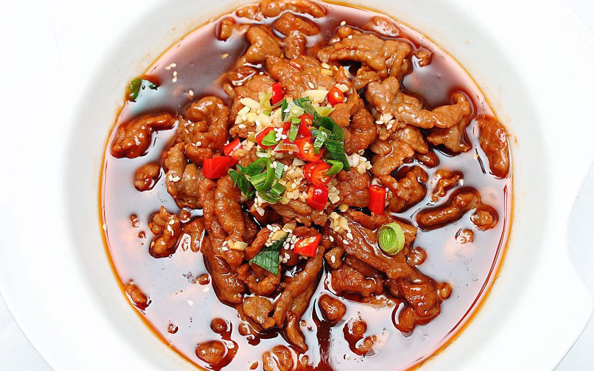 做水煮肉片时,切记要多加一步,肉片才能又嫩又滑,而且更入味