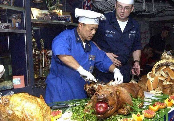 美国航母上美军的伙食有多好住一辈子都不想下来