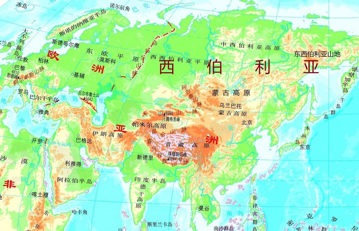 中俄乌拉尔山为界图片