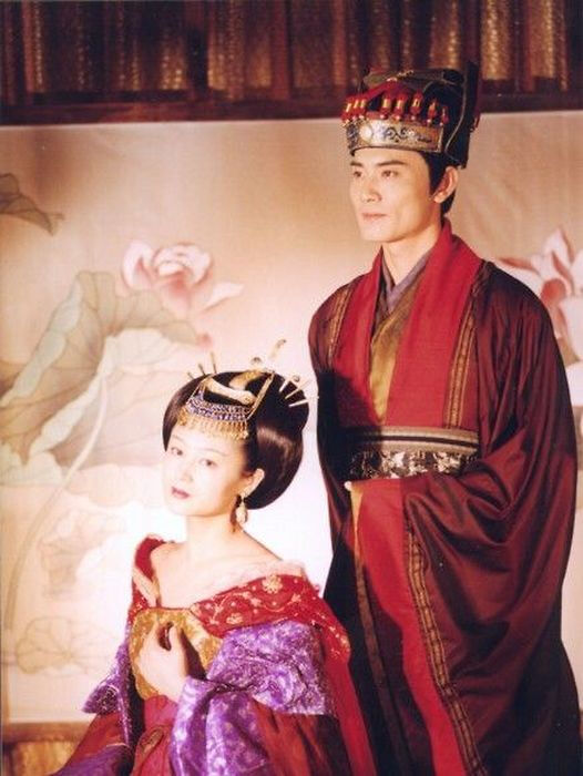 寂寞空庭春欲晚大明宫词的陈红卑微又深情