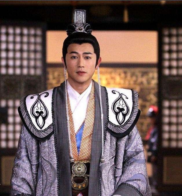 曾是最美古装小生,如今脸崩到认不出,41岁陈键锋也变油腻了