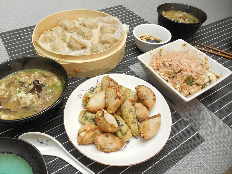 做蒸饺，水开直接上锅就错了！多做一步，不破皮不露馅|蒸饺|面团|饺子_新浪新闻
