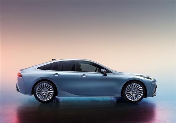 NEDC续航800km，三款“不喝油不充电”更环保新能源车