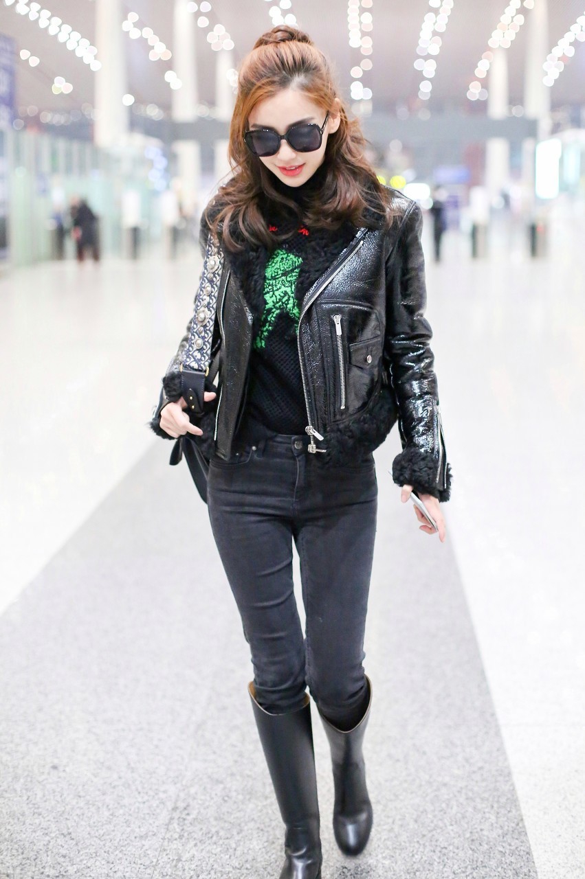 angelababy杨颖的机场皮衣穿搭,气场十足