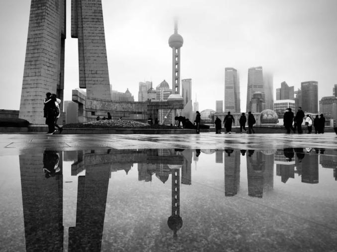 50张街拍疫情笼罩下的上海