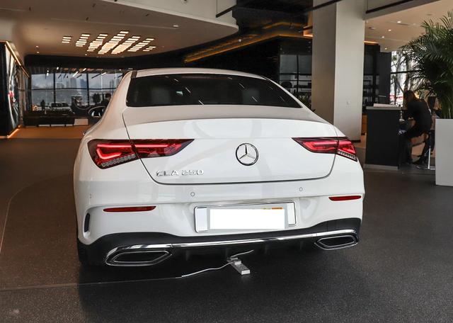 23万进口奔驰轿跑,自带无框车门,cla它不香吗?