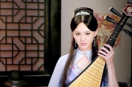 怀抱琵琶的女星古装,周迅妩媚,蒋勤勤真是美到骨子里