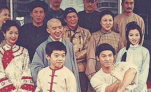 还原历史真实的黄飞鸿,他的爱情没有十三姨,却因舞狮老夫少妻!|黄飞鸿|十三姨|莫桂兰_新浪新闻