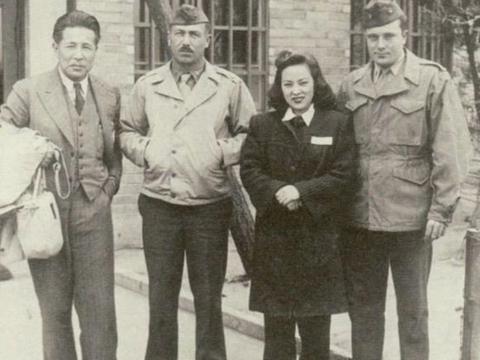 女汉奸被判死刑,行刑前亮出身份被无罪释放,直到2014年才去世|死刑|李香兰|汉奸_新浪新闻