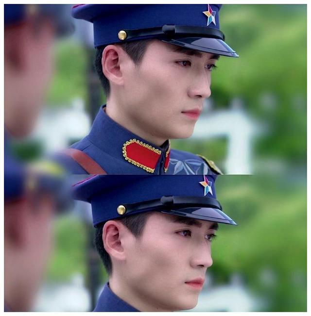 原以为朱一龙古装够帅了,直到看到他的穿军阀装,很苏啊