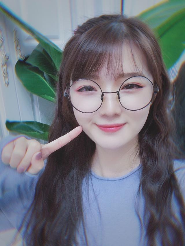 鼠年鼠你发财!cf最强吃播主播鹿小町献上新年祝福