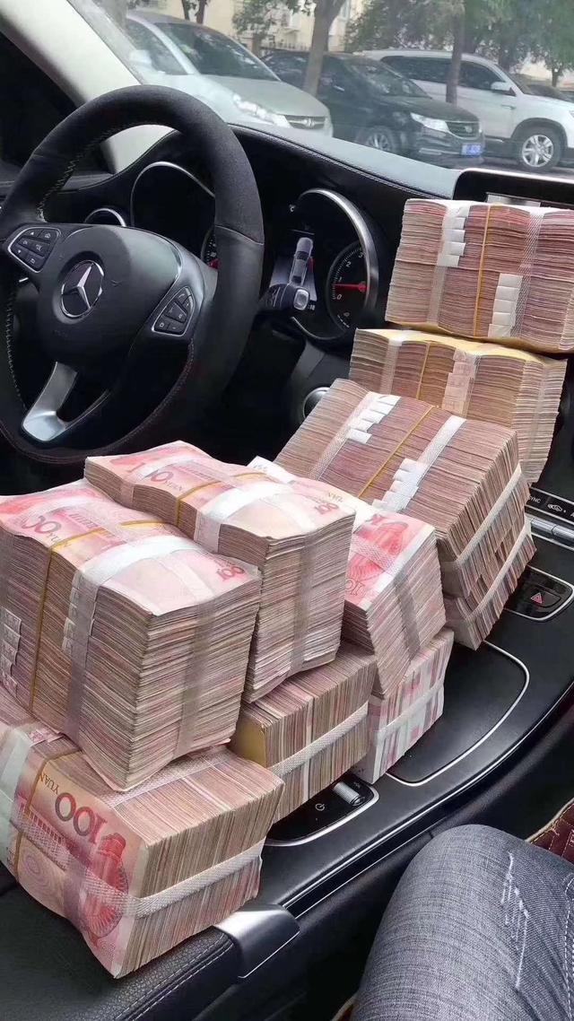 山西商人花290万买到奔驰g63 amg,取现金提车