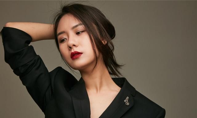 《新世界》金海妹妹大缨子饰演者张晔子高清大图