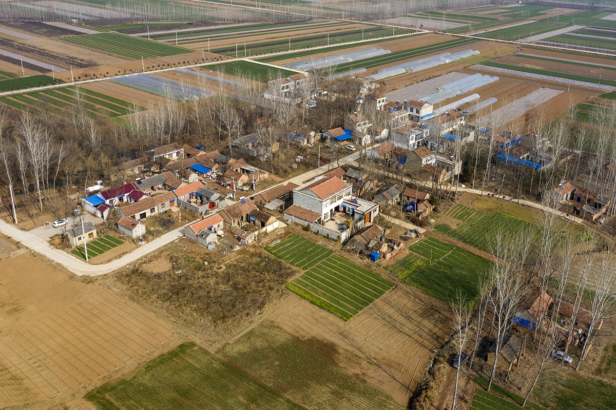 2020年春节之后,皖北农村地区疫情防控力度空前加大,村里的"大广播"不