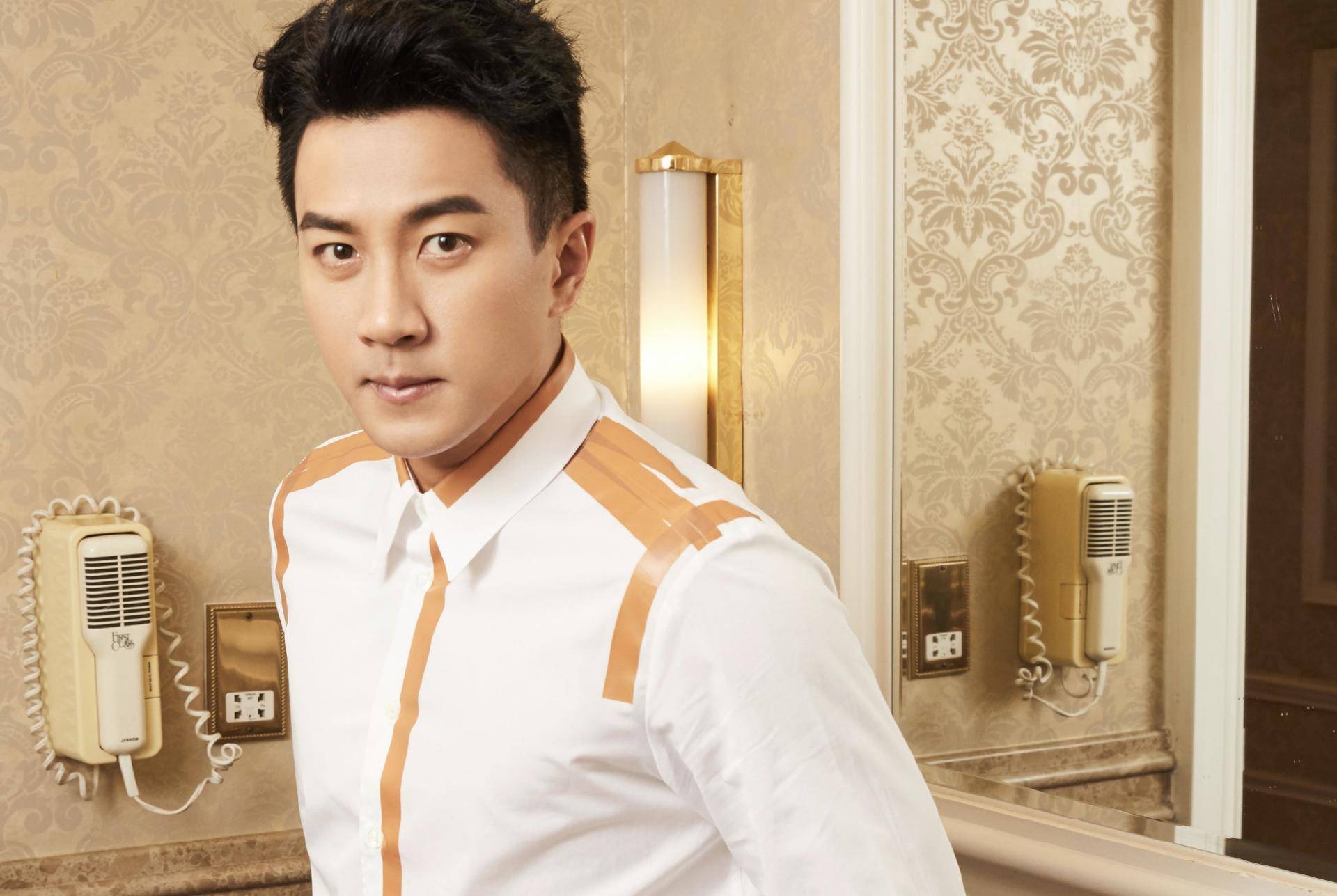 45岁刘恺威魅力不减钟嘉欣追忆与他拍戏过往大赞对方是绅士