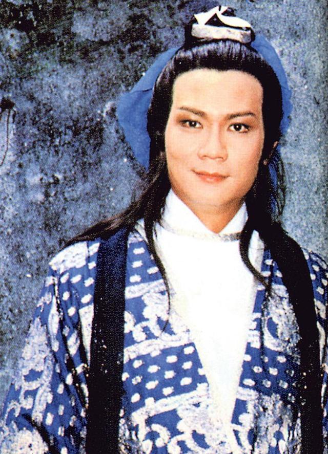 69岁资深艺人潘志文回流tvb七年成抢手货,与妻两地分隔感情不减