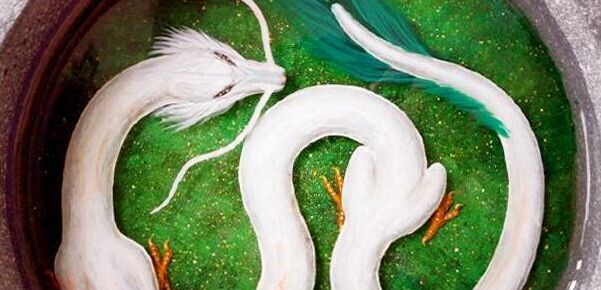 故事:古村驼背老汉病重,白蛇送珍宝参王,一夜后万蛇屠村