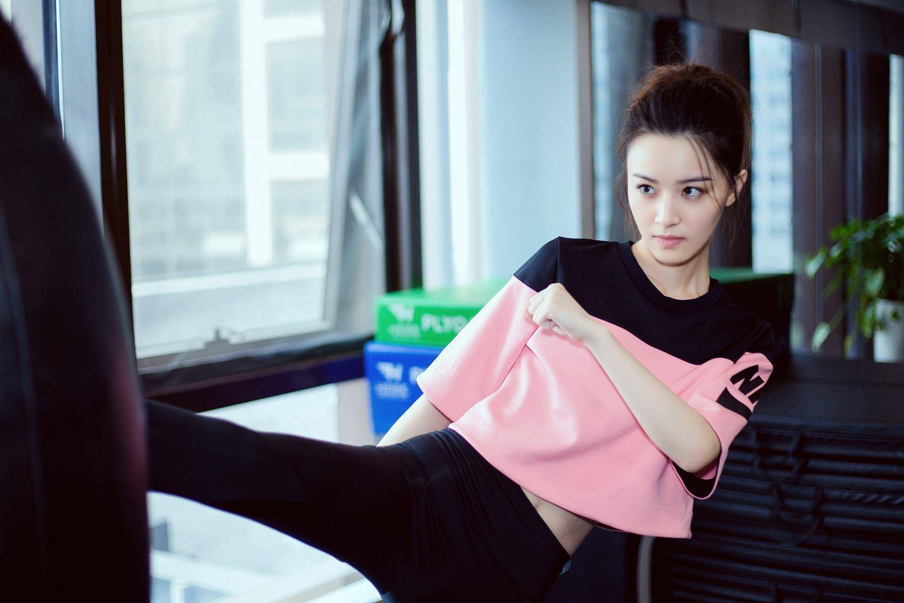 绝代双骄|梁婧娴|范冰冰_新浪新闻