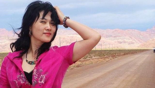 比较纳闷为什么有人不服胡秋萍的书法草书随意难道不好吗