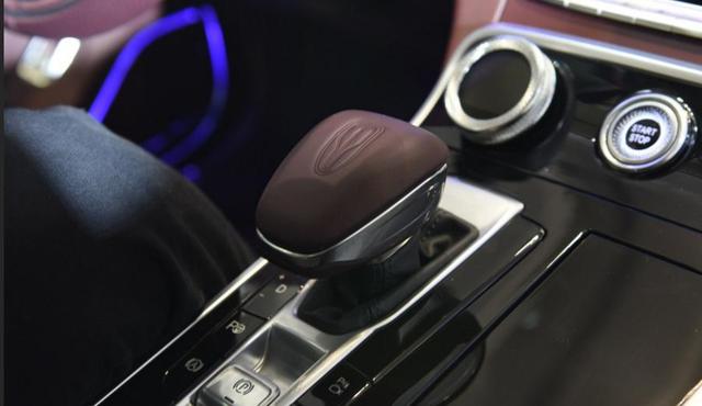 买豪车的等等！红旗全新H9有望5月上市，起步配3.0T，售价或35w