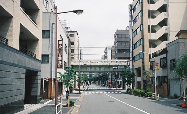 东京最繁华地段，地铁口百余个极易迷路，购物者的天堂地段